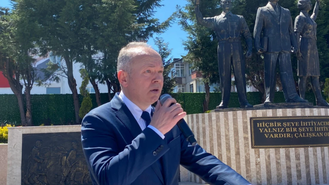 Akyol’dan Ekonomi ve Hukuk Eleştirisi