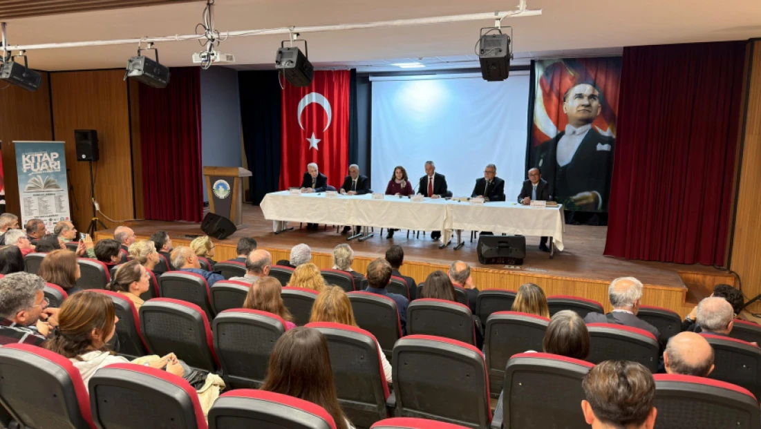 Arif Üçler’den Bartın Kitap Fuarı’nda Dolu Dolu Söyleşi