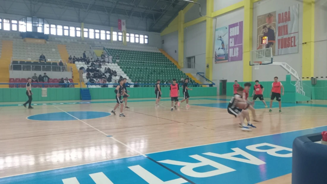 Bartın’da Gençler Basketbol Heyecanı