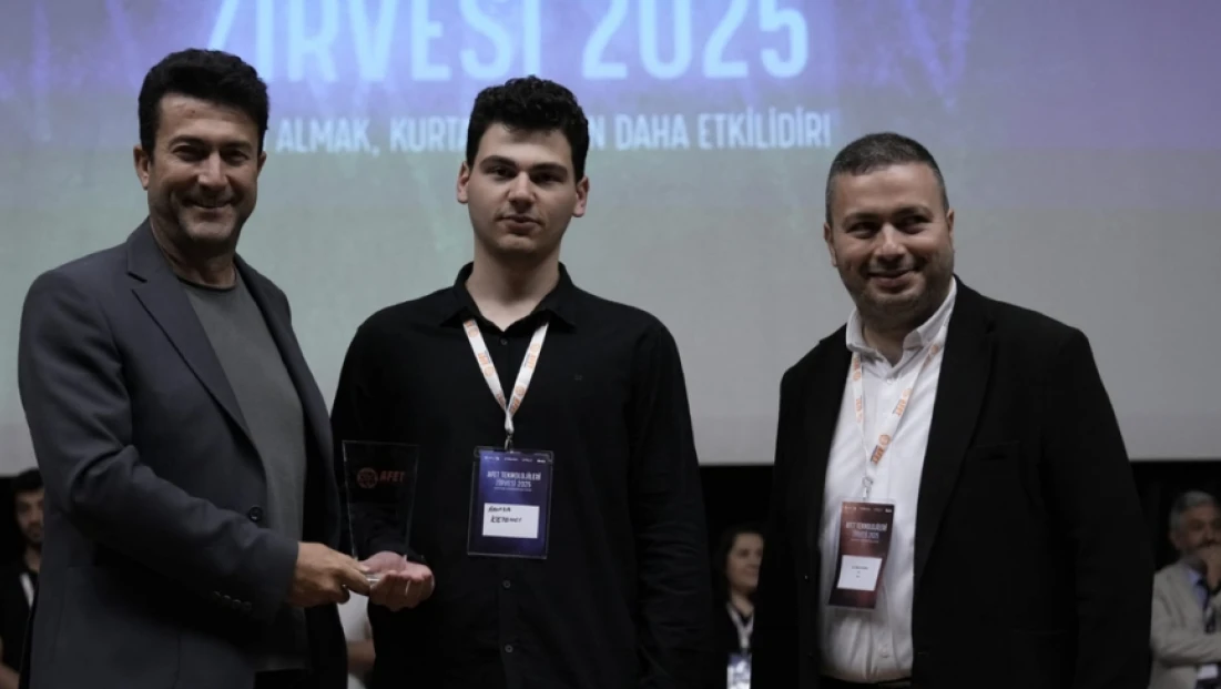 BARÜ’ye 'Afet Teknolojileri Zirvesi'nden jüri özel ödülü
