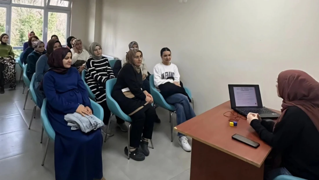 Kozcağız ASM’de Ailelere “Çocuk Akademisi” Eğitimi