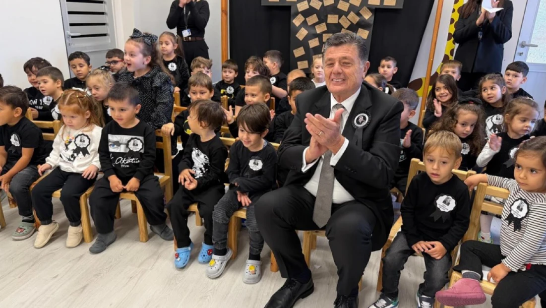 Minik yüreklerden Atatürk’e sevgi dolu anma