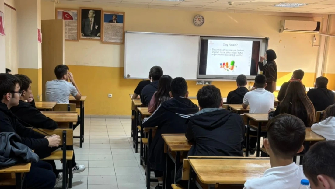 Sağlık Müdürlüğü’nden Akılcı İlaç Kullanımı Eğitimi