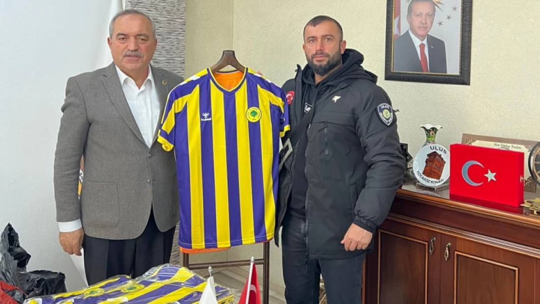 Ulus Çınar Spor formaları satışa çıktı