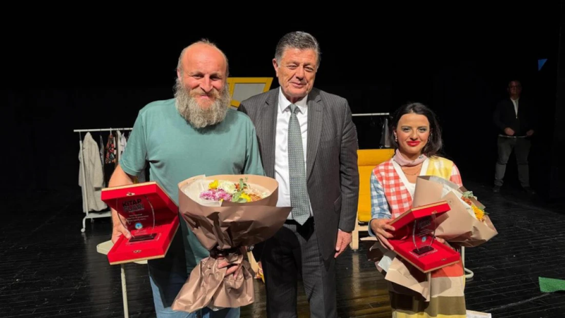 Ünlü Oyuncular Bartınlılarla Buluştu