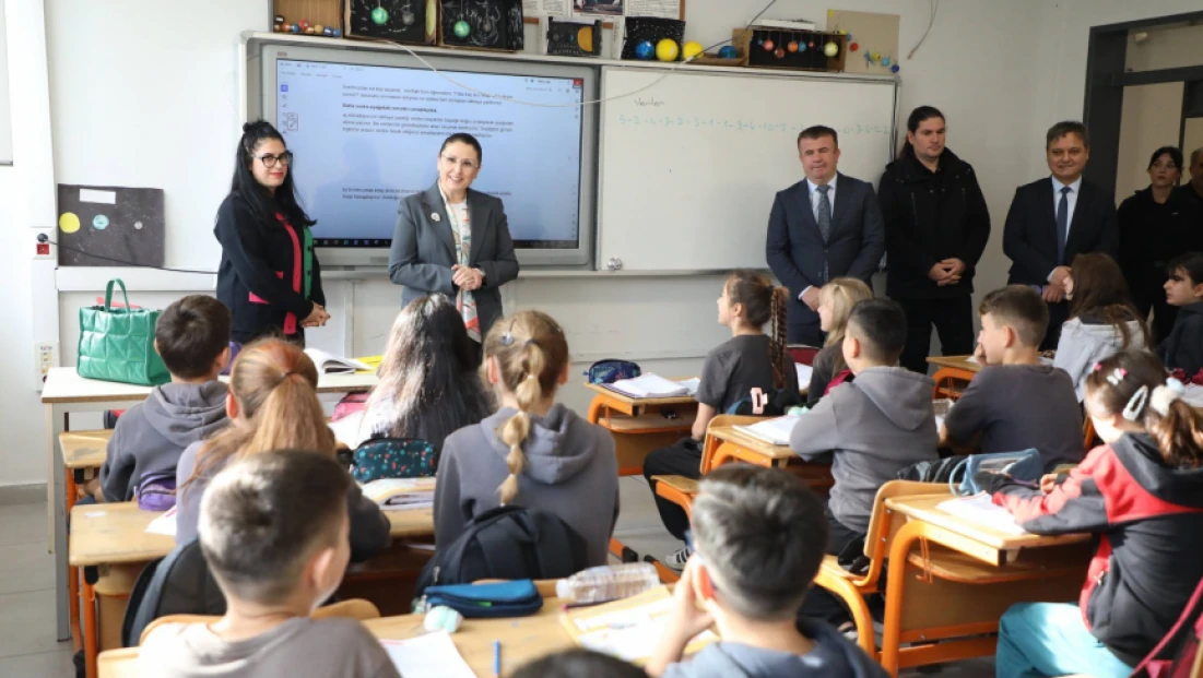 Vali Arslan, Kozcağız’da Öğrencilerle Buluştu