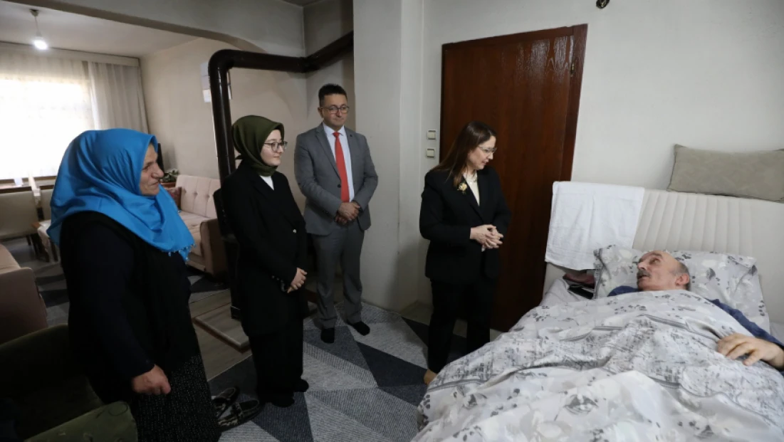 Vali Arslan, Özel Gereksinimli Bireyleri Evlerinde Ziyaret Etti