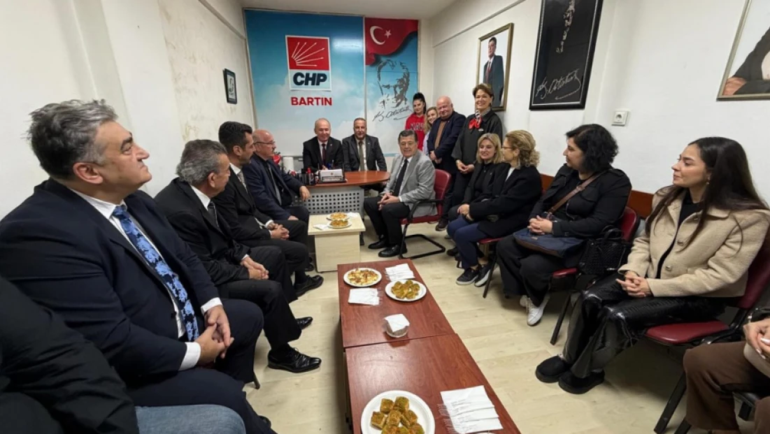 Yalçınkaya’dan CHP’ye Hayırlı Olsun Ziyareti