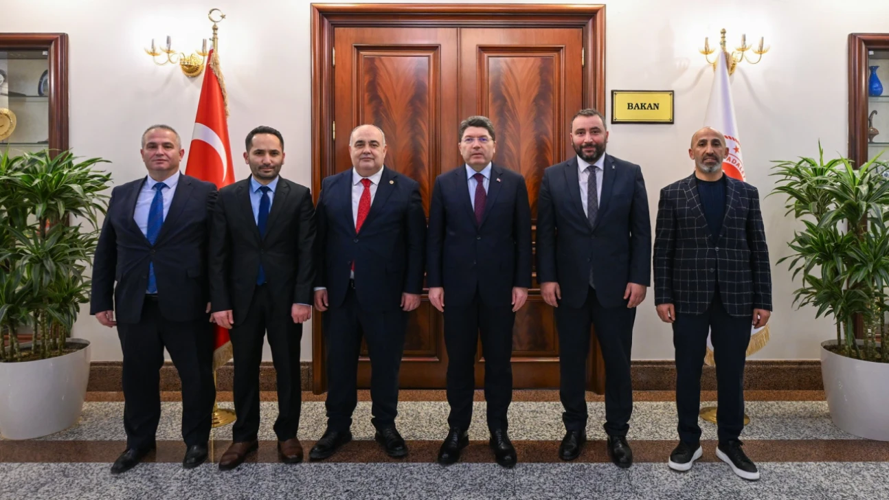 AK Parti Bartın Heyetinden Bakan Tunç'a Ziyaret