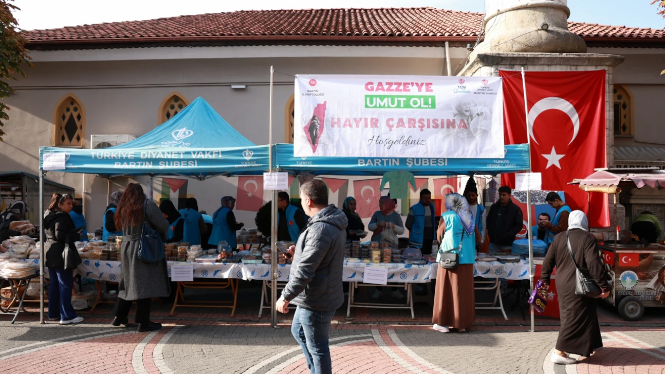 Bartın'da Filistin İçin Kardeşlik Çarşısı