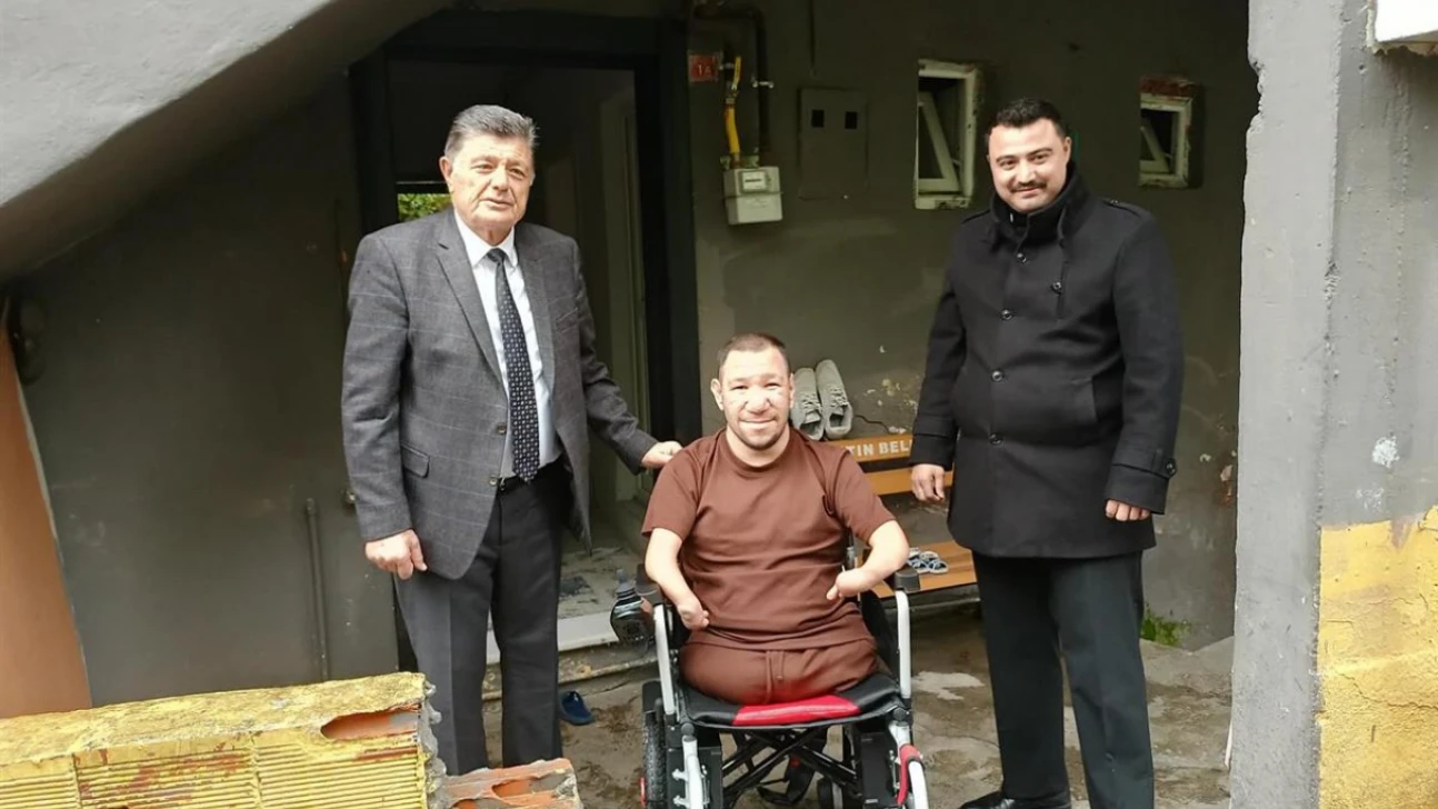 Engelli Vatandaşa Yeni Akülü Sandalye Desteği