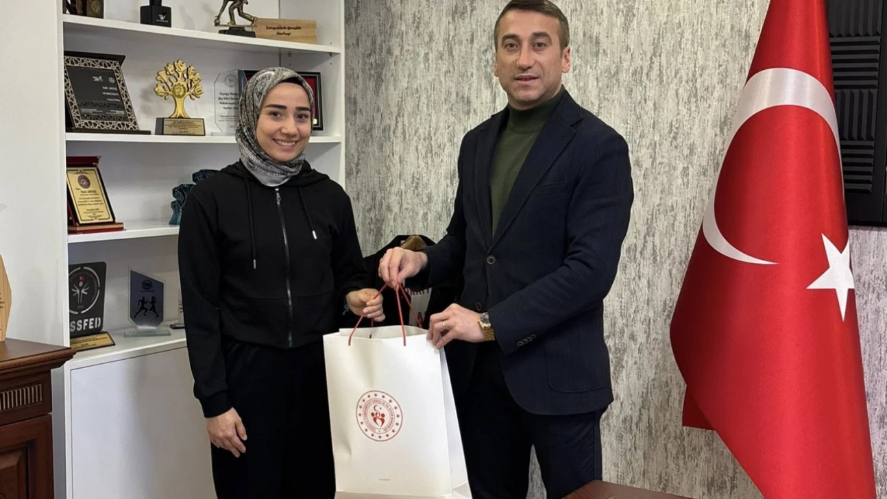 Türkiye Şampiyonu İrem Nur Uzun'dan Akkaş'a Ziyaret