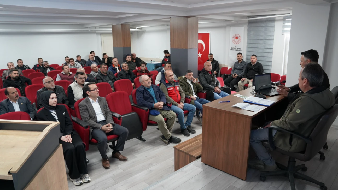 Zararlı Böceklere Karşı 3 Günlük Eğitim Seferberliği