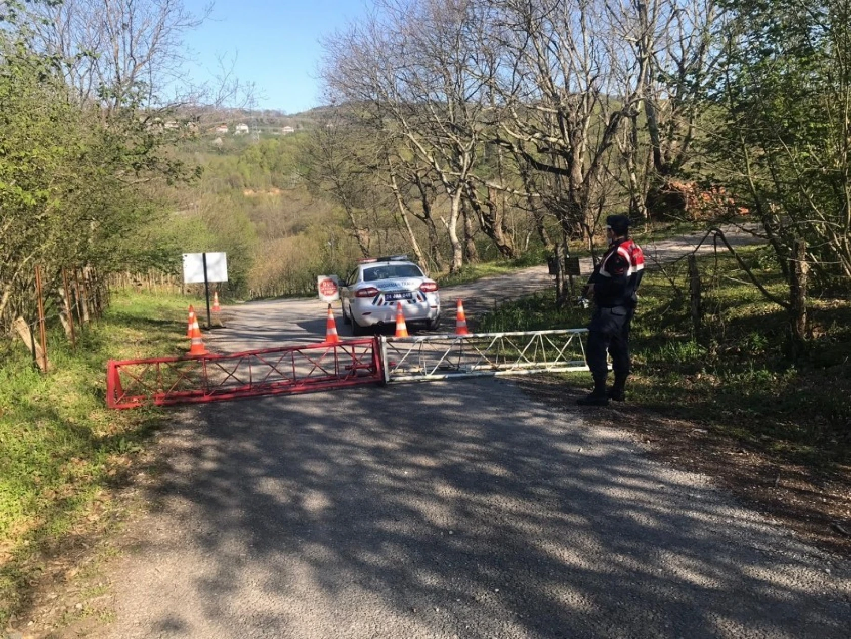 Bartın evinde kalıyor