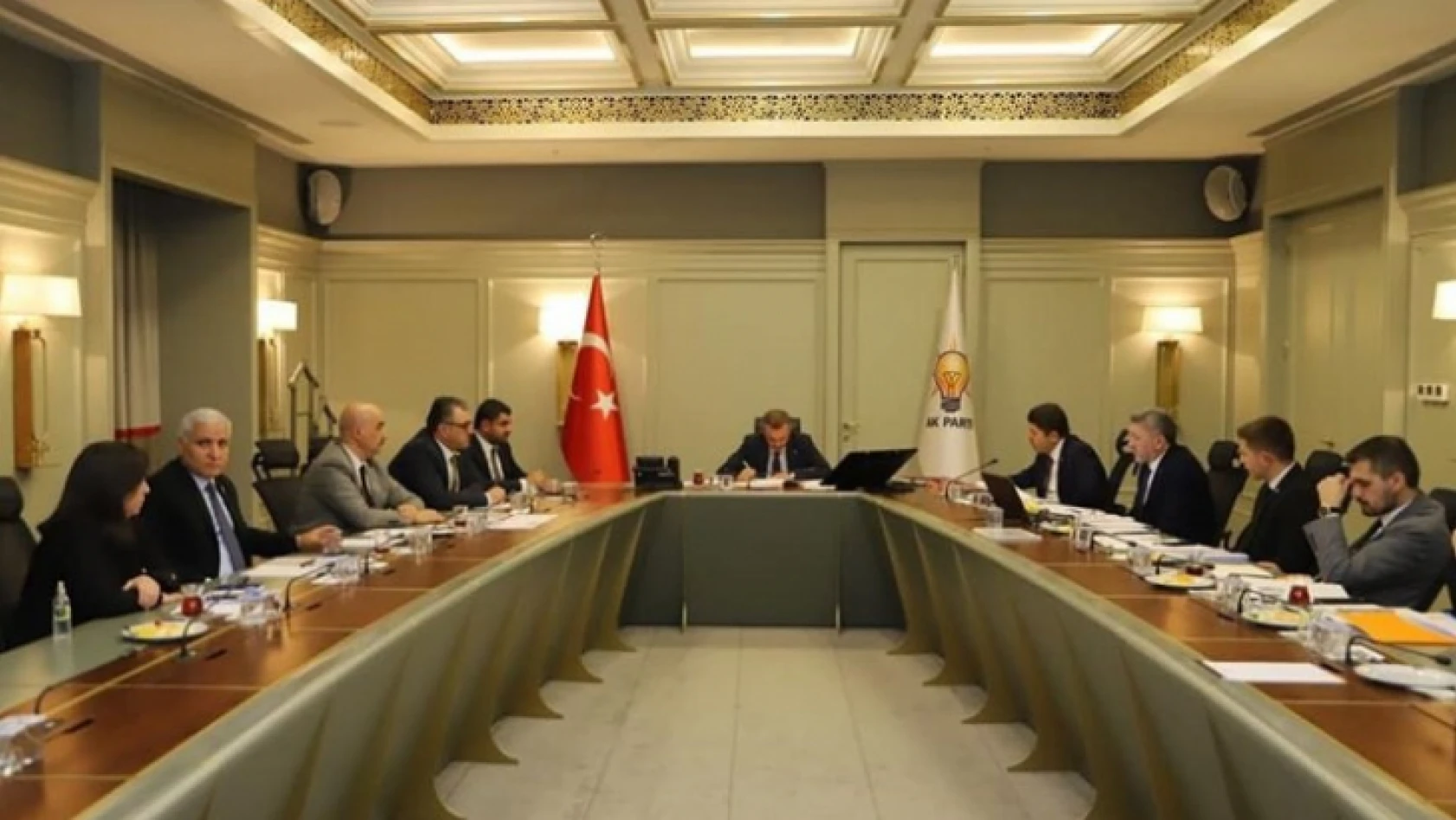 AK Parti İl yönetimi, Erkan Kandemir ile bir araya geldi