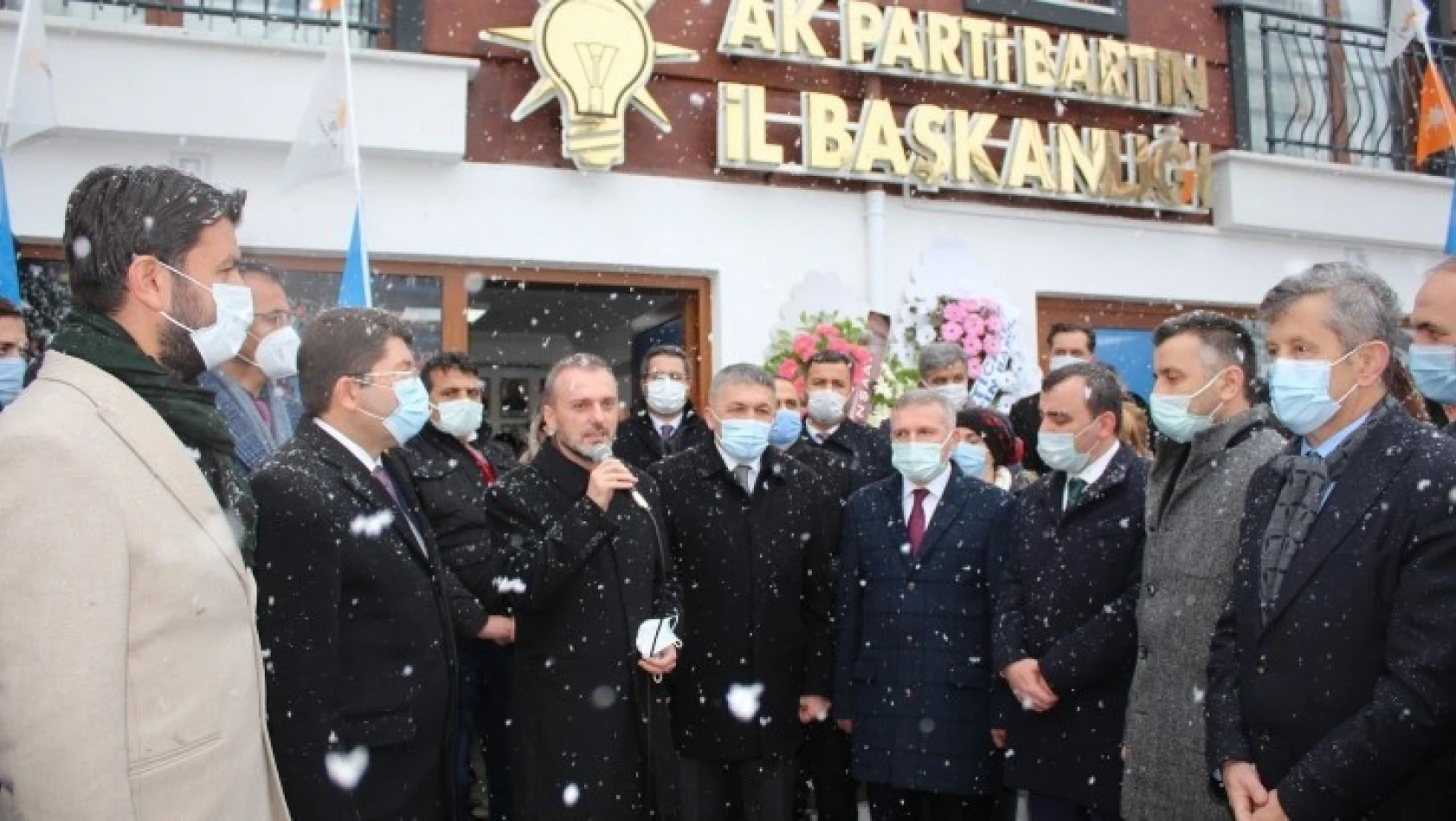 AK Parti yeni parti binası açıldı