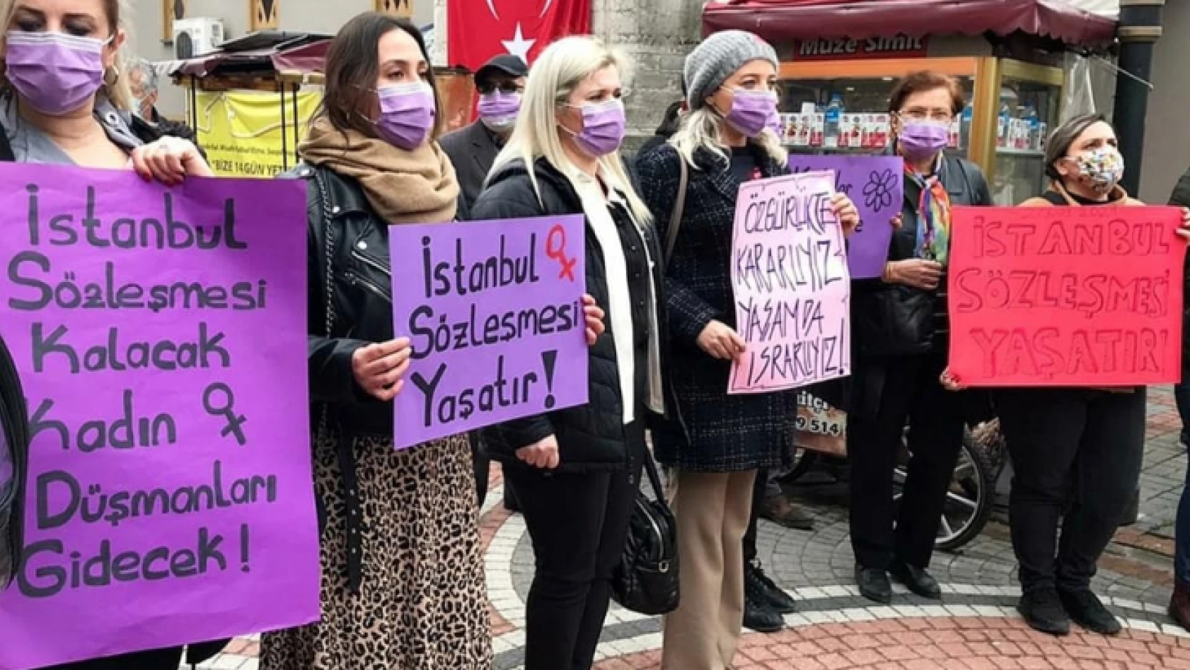 CHP'li kadınlar 'İstanbul Sözleşmesinden vazgeçmiyoruz'