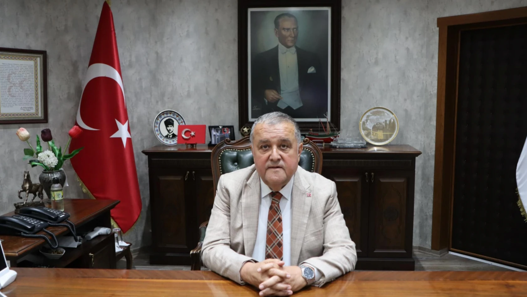'Fırıncıoğlu, Madenciler gününü kutladı'