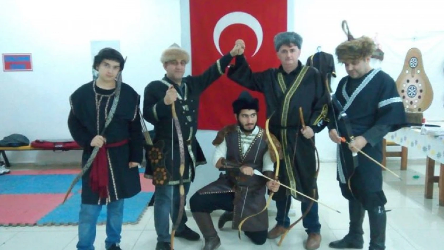 Bartın'da Geleneksel Türk Okçuluğu ve Olimpik Okçuluk etkinliği