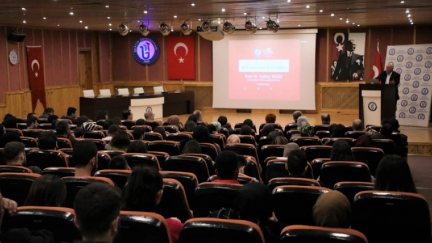 'Yeni Türkiye Sosyolojisi, Orta Sınıflaşma ve 15 Temmuz' anlatıldı