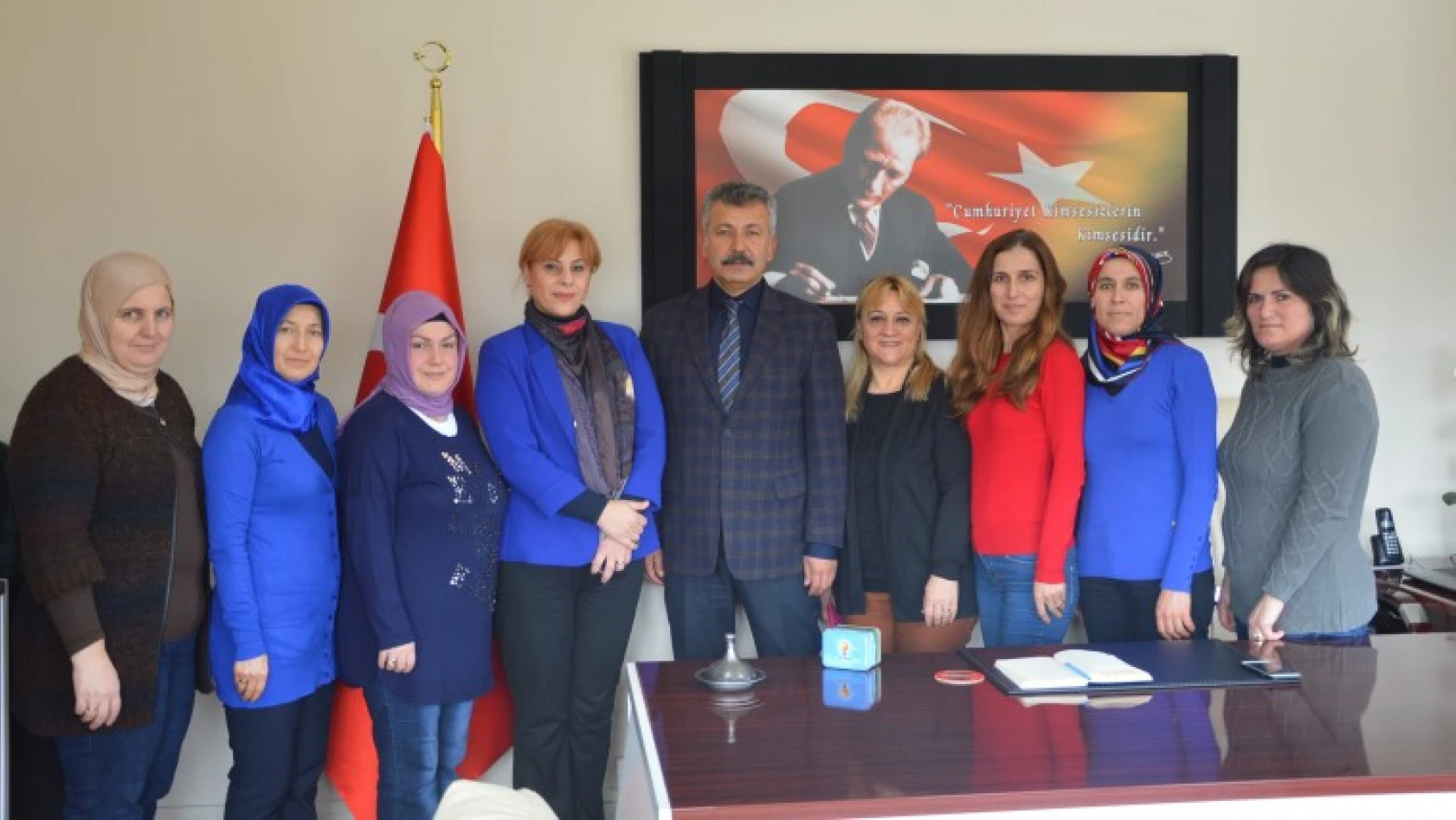 AK Partili kadınlardan Şahin'e ziyaret