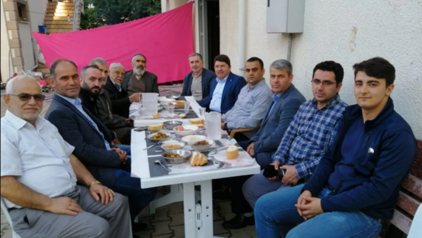 Tunç, Kozcağız ve Kumluca'daki aşure etkinliklerine katıldı