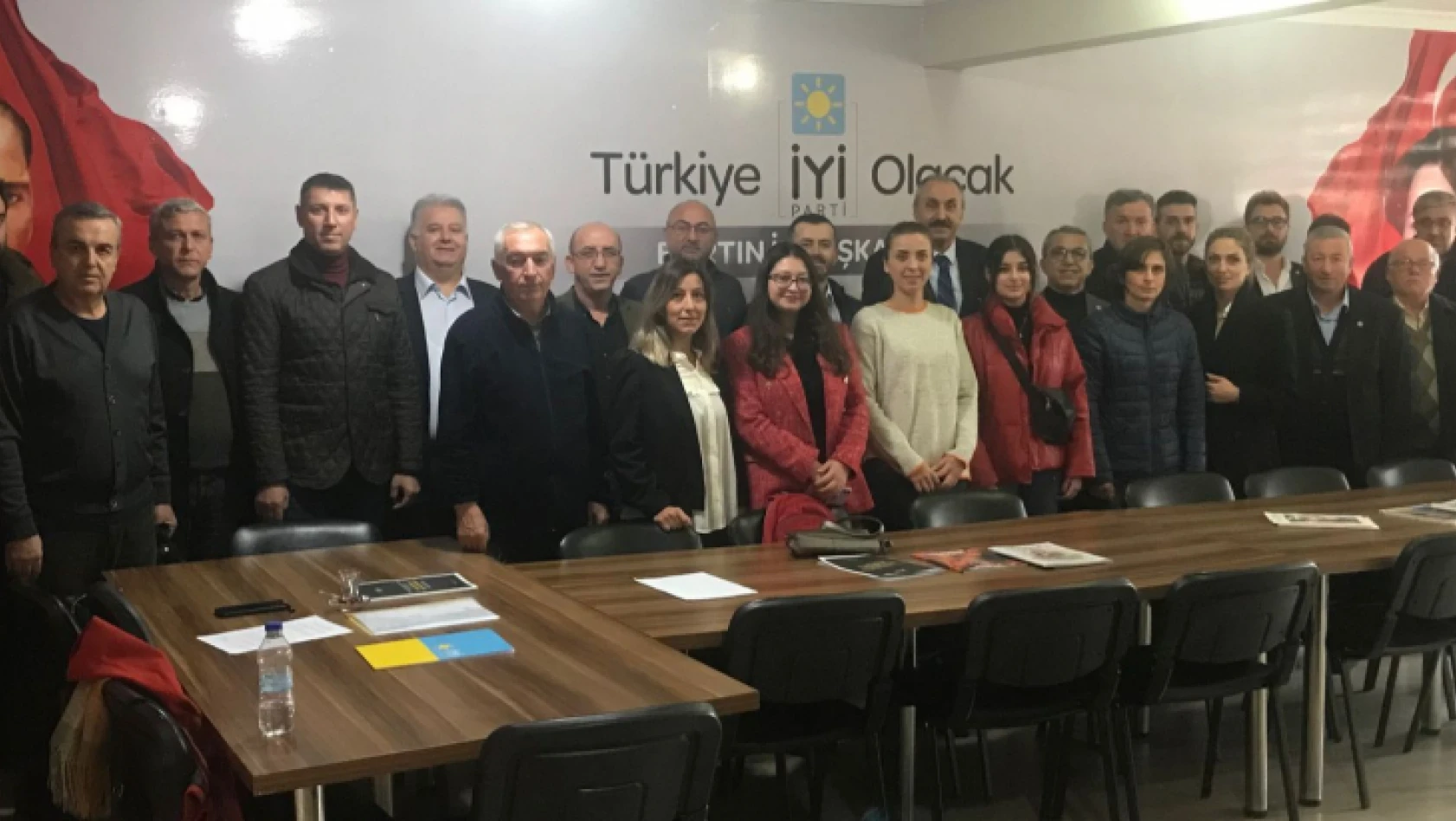 İYİ Parti Merkez İlçe İlker Aksoy'a emanet