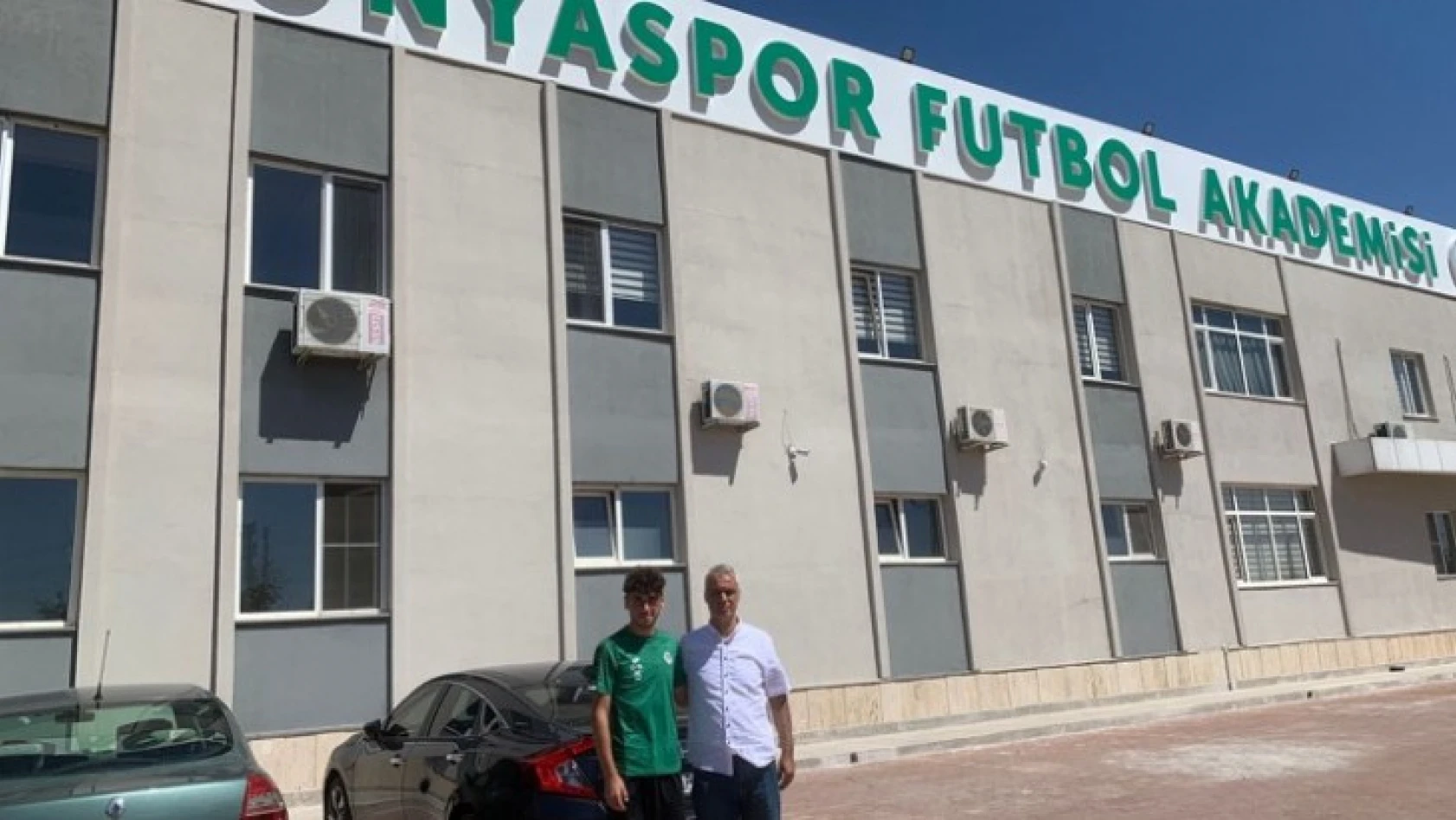 Konyaspor U-15 akademi takımıyla antrenman yaptı