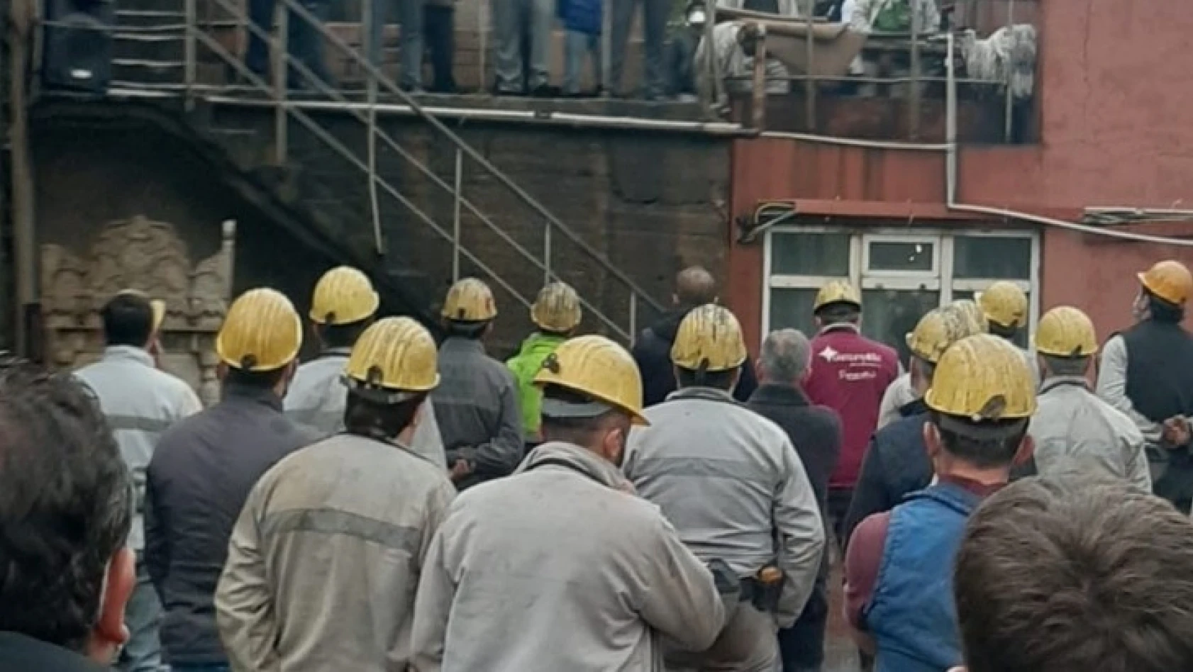 Madenciden 'Mücadelemizi büyütüyoruz'  açıklaması