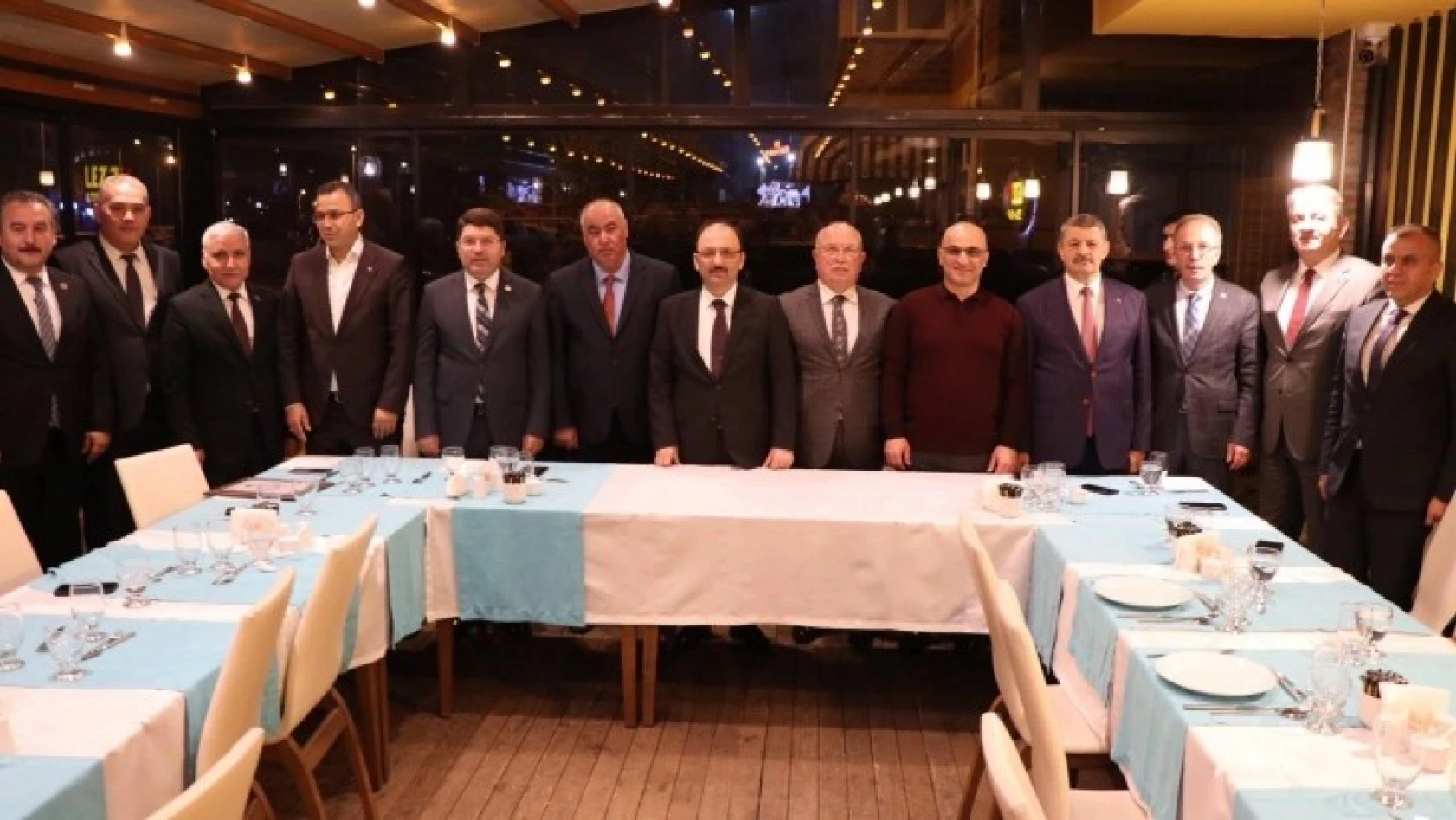 Milletvekili Tunç, Genel Gekreter ,Kayış ile Turizm Müdürü Dursun'un veda yemeğine katıldı
