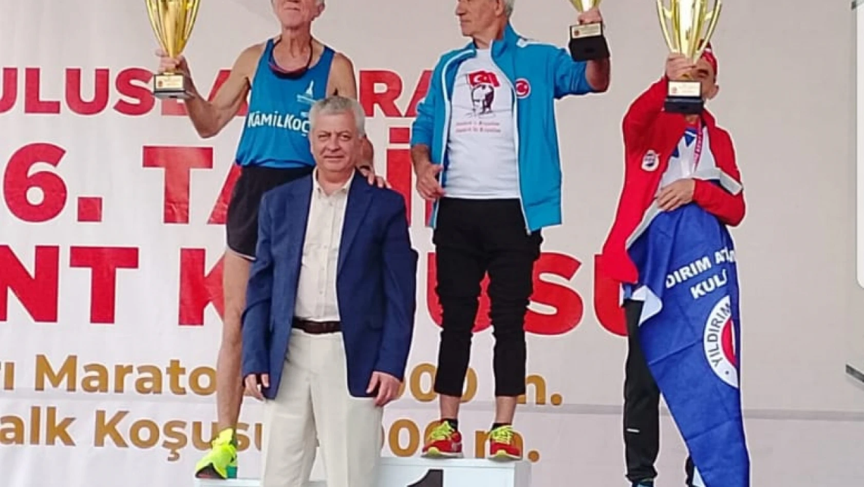 Milli maratoncumuz  Bursa'da 2.ci oldu