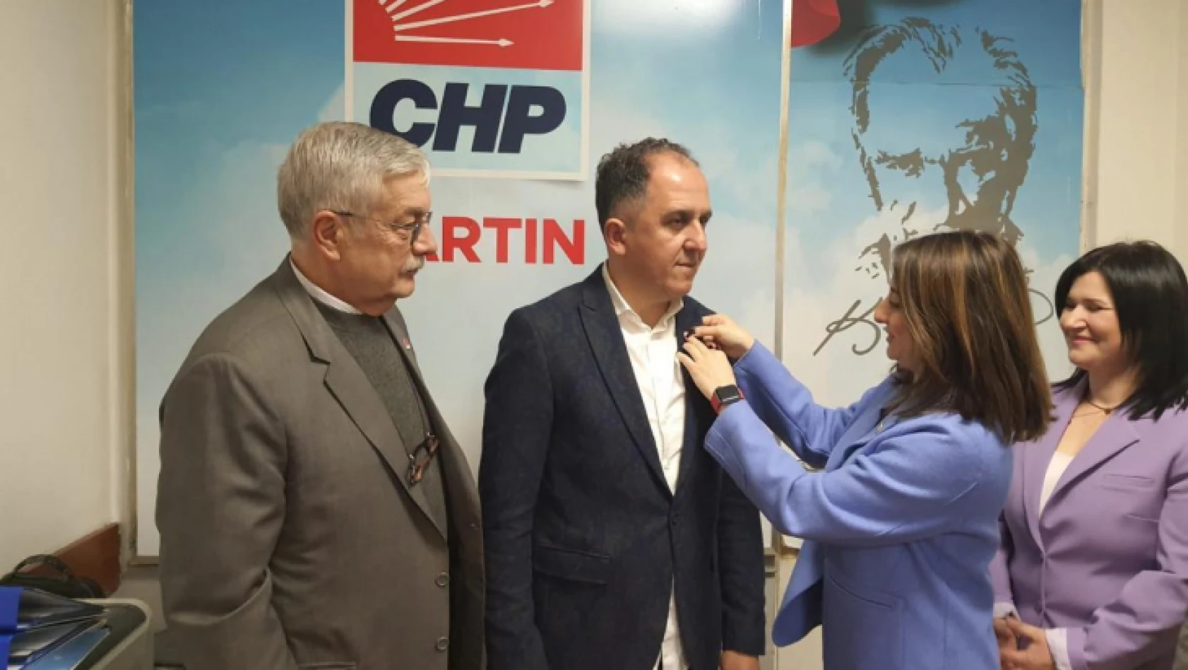 Murat Kaya, CHP üyesi oldu
