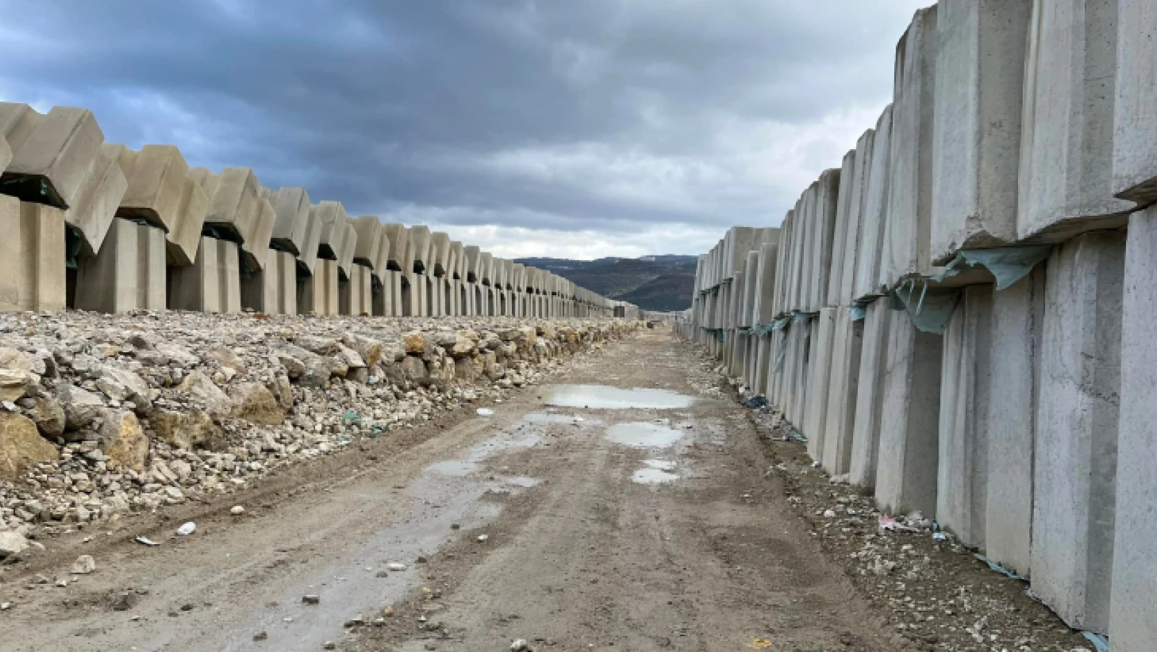 Tunç, Amasra Mendirek onarım inşaatını ziyaret etti