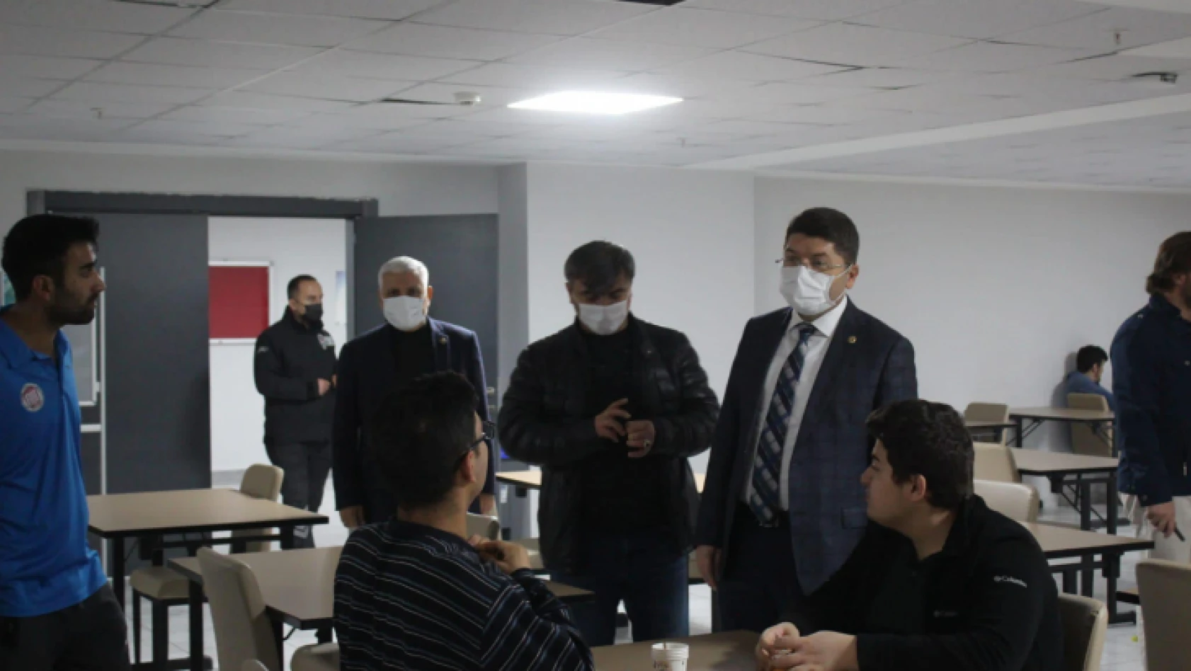 Tunç 'Hastane inşaatımız son hızla devam ediyor'