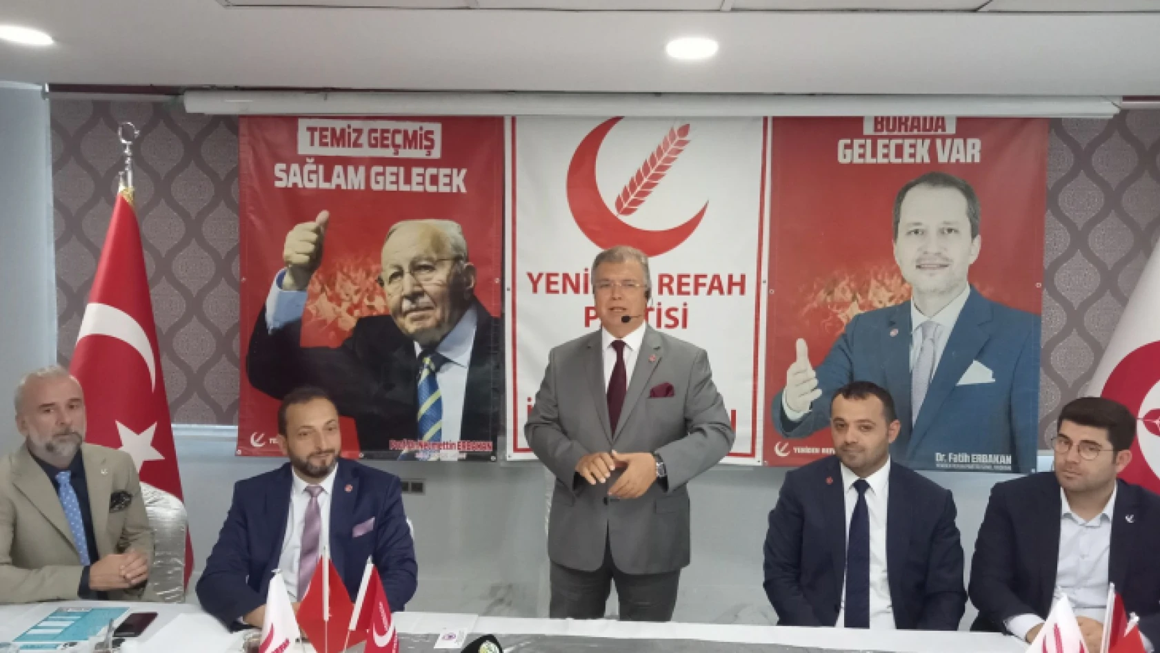 'Türkiye'de 81 ilimize yüzlerce Refah projeleri yapacağız'