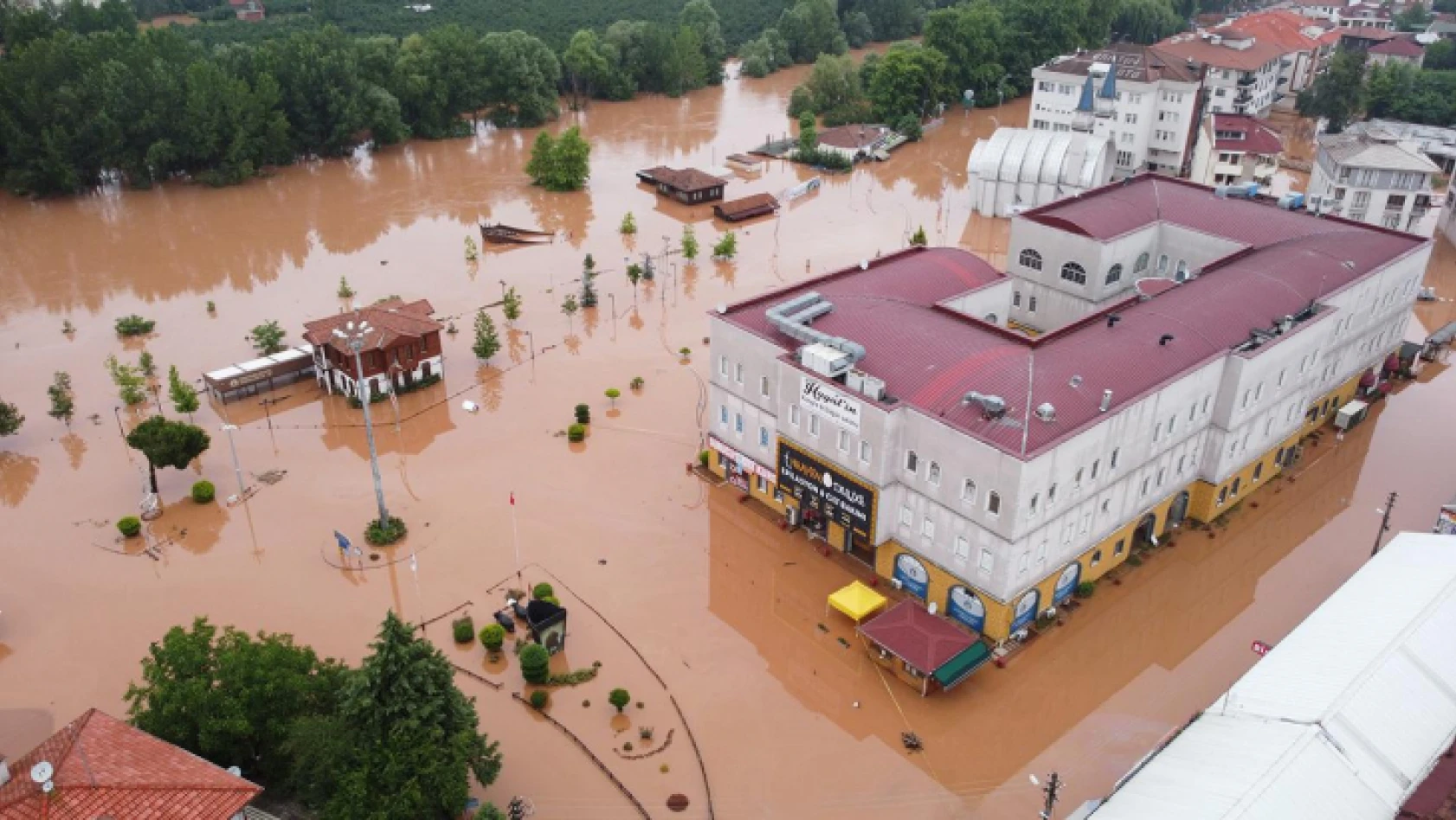 Valilikten sel uyarısı