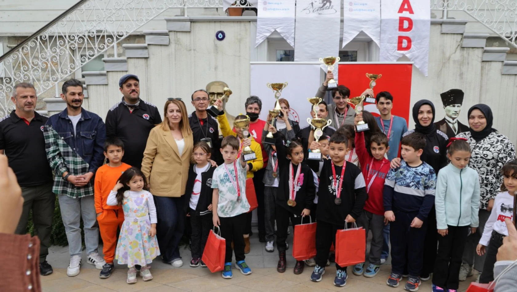 91 sporcu Cumhuriyet için hamle yaptı