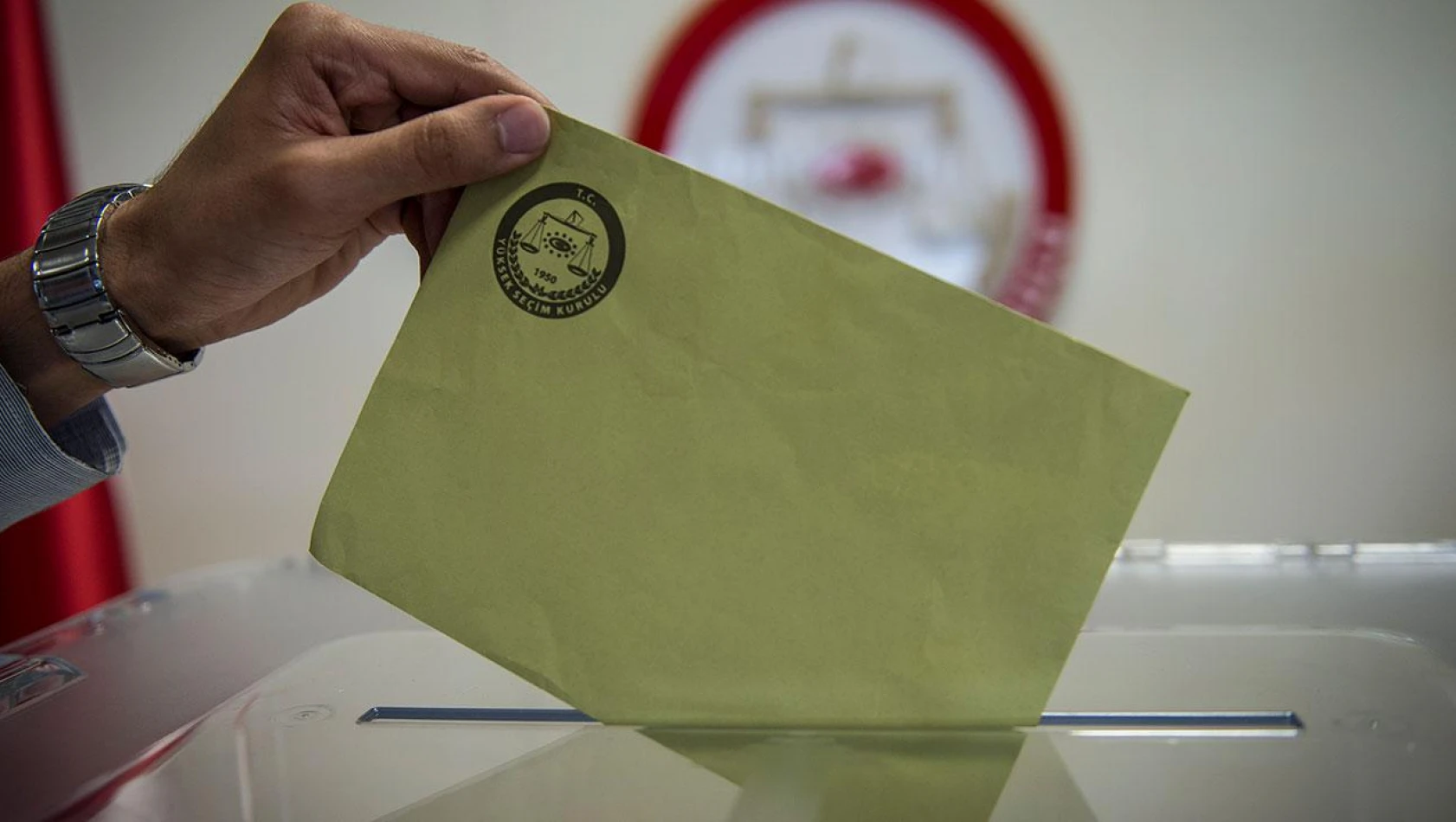 Akdeniz'den yerel seçimde liste çıkışı