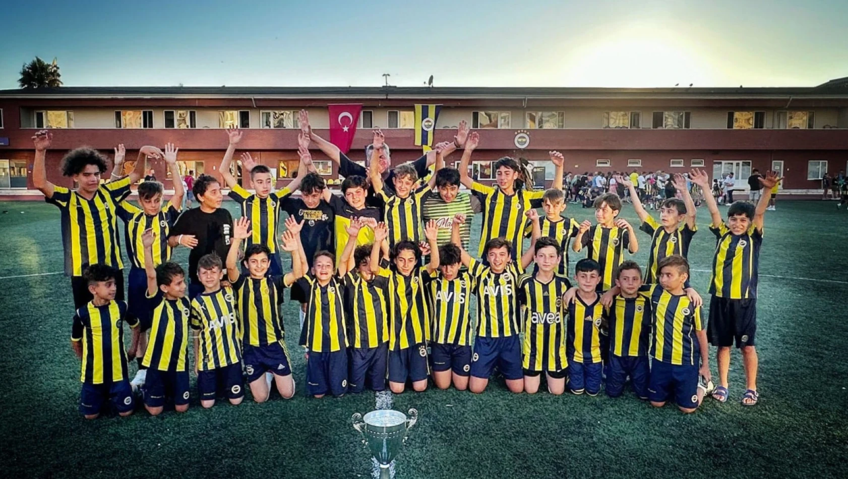 Bartın Fenerbahçe Futbol Okulu Türkiye Şampiyonu