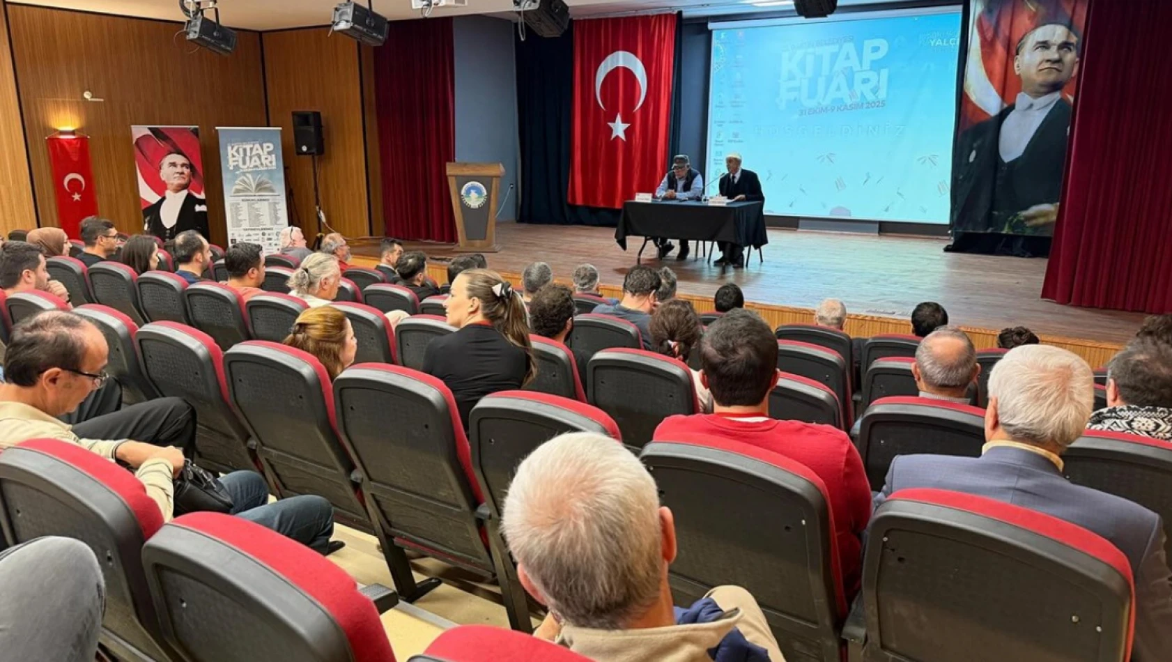 Bartın Kitap Fuarı'nda Edebiyat Dolu Bir Cuma