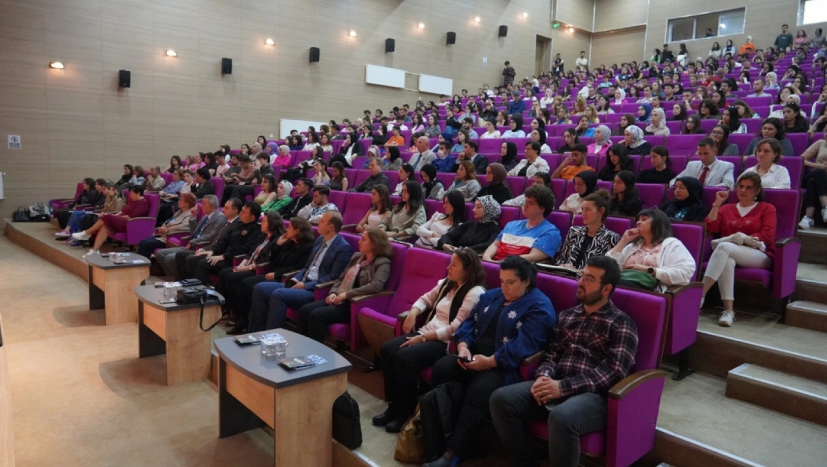 Cumhuriyetin Yüzüncü Yılı farklı bakış açılarıyla aktarıldı