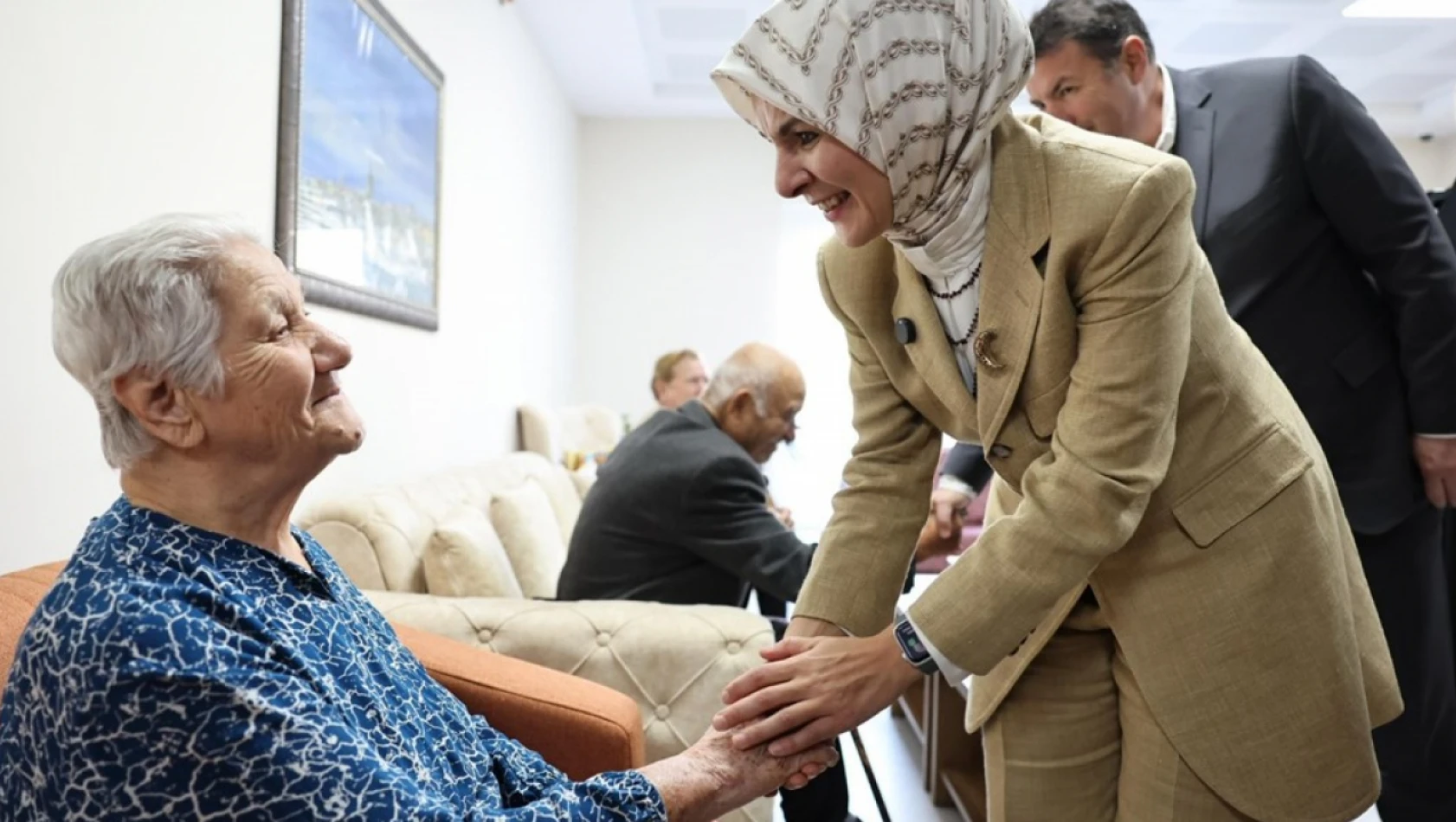 Kasım Ayı Engelli ve Yaşlı Aylıkları Hesaplarda