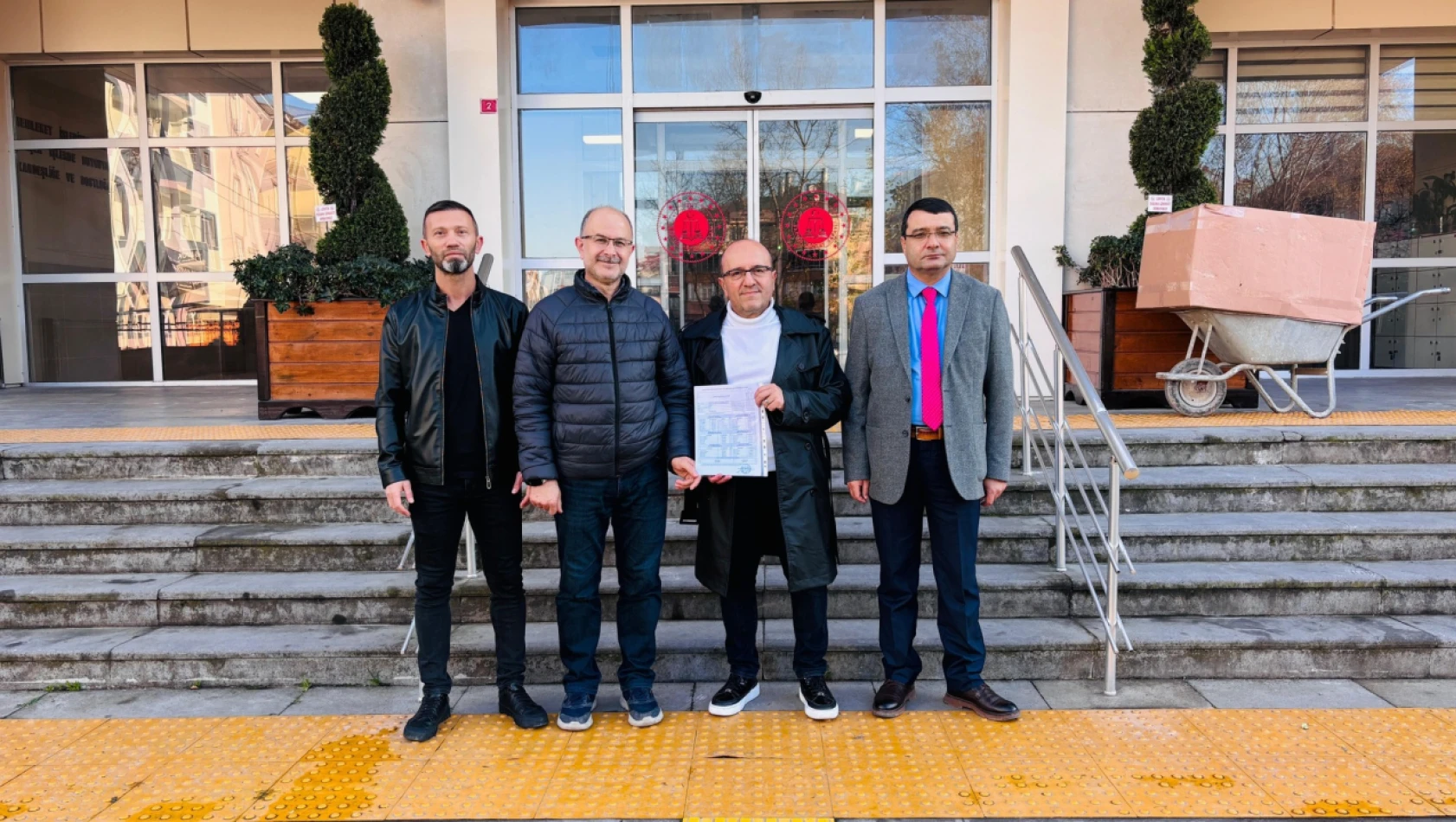 Mehmet Bekçi Mazbatasını Aldı