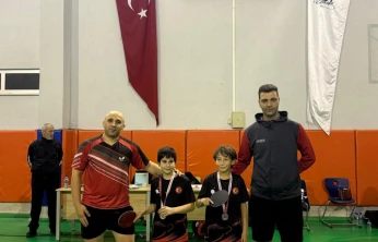 102. Yıl Heyecanı Masa Tenisi Kortlarına Taşındı