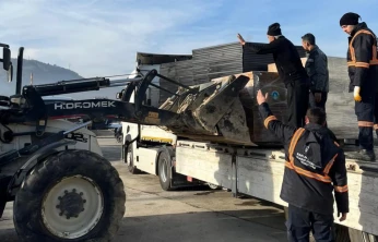 Deprem Bölgesine Bartın Eli