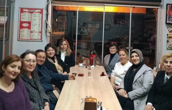 Kadın Muhtarlar Gelecek Partisi'nde Bir Araya Geldi