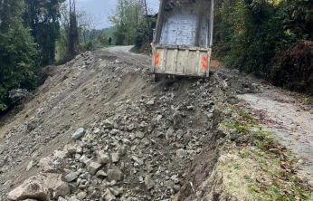 Özel İdareden Asfalt, Tahkimat ve Temizlik Çalışmaları