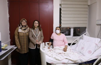 Vali Arslan'dan Muhtar Ülviye Kaya'ya Geçmiş Olsun Ziyareti