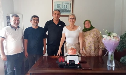 Nihal Karaman Bir Yaş Daha Gençleşti!