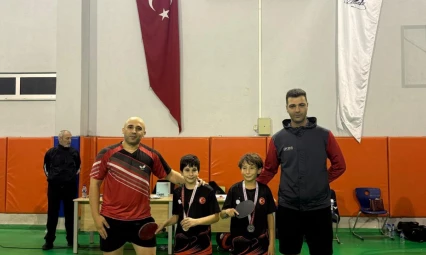 102. Yıl Heyecanı Masa Tenisi Kortlarına Taşındı